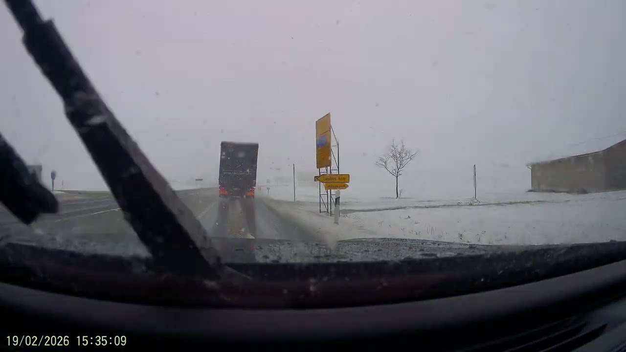 SNOW DRIVING IN GERMANY / OBERAU -- BAD TÖLZ  5/10  #snow #traffic #road #travel #winter #roadtrip