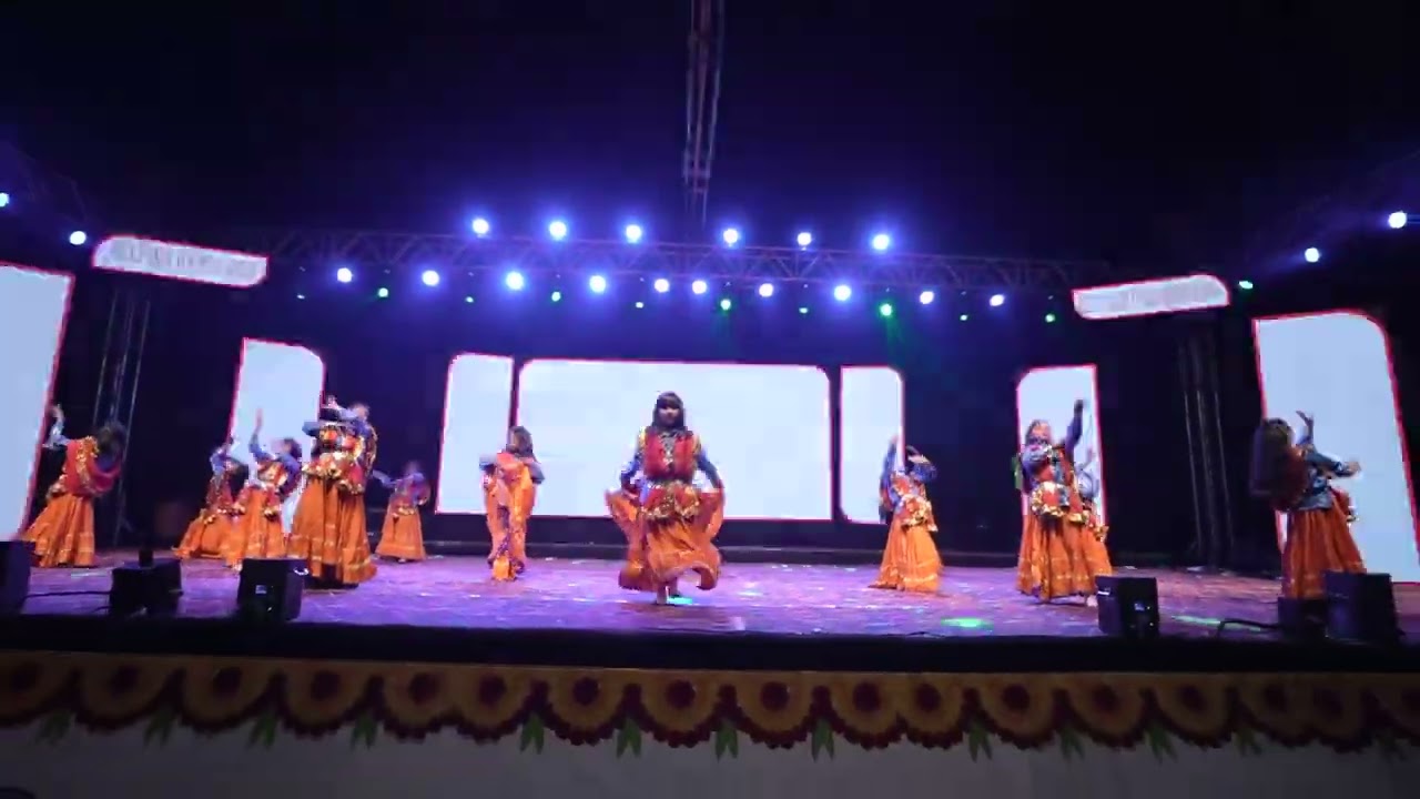 Haryanvi dance #helping hand school students of class 3rd