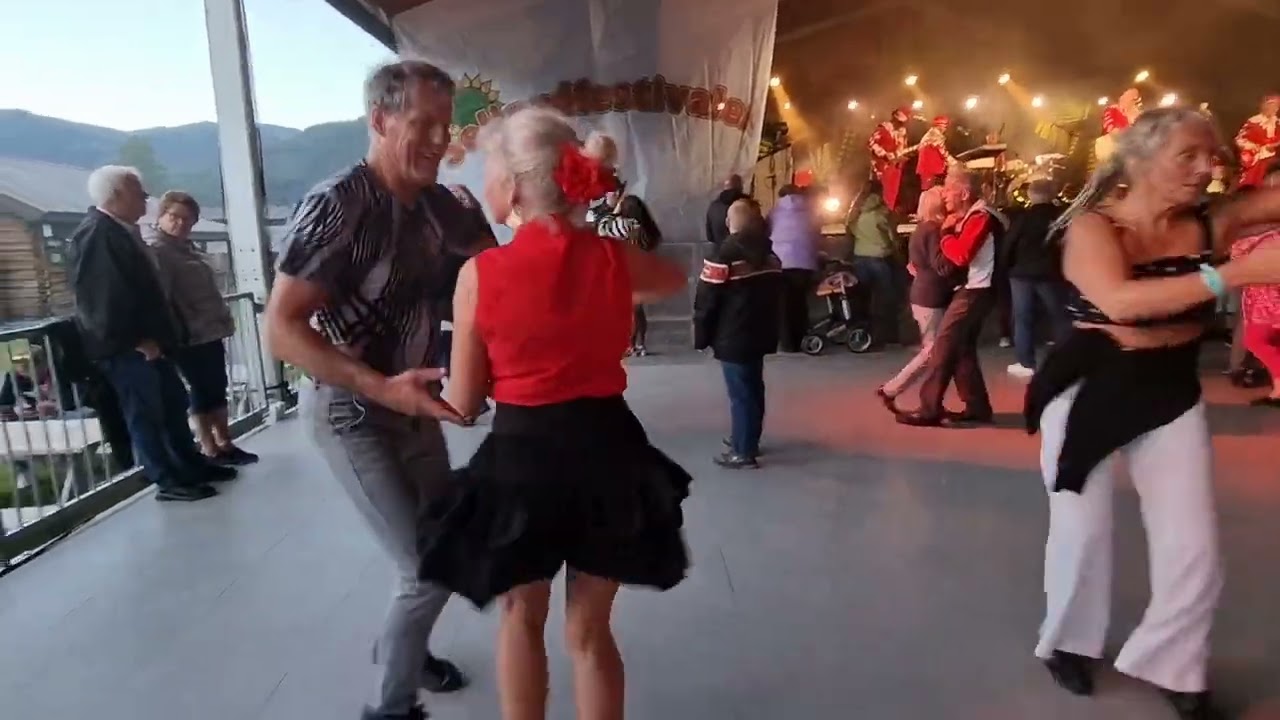 En pilsner i juni, Larz Kristerz på Seljordfestivalen 5.juli 2024