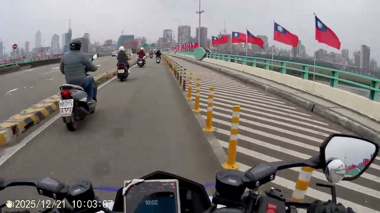 誰是慢車呢