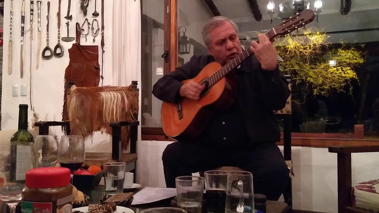 Rub&eacute;n Cruz en Los Guayacanes - 