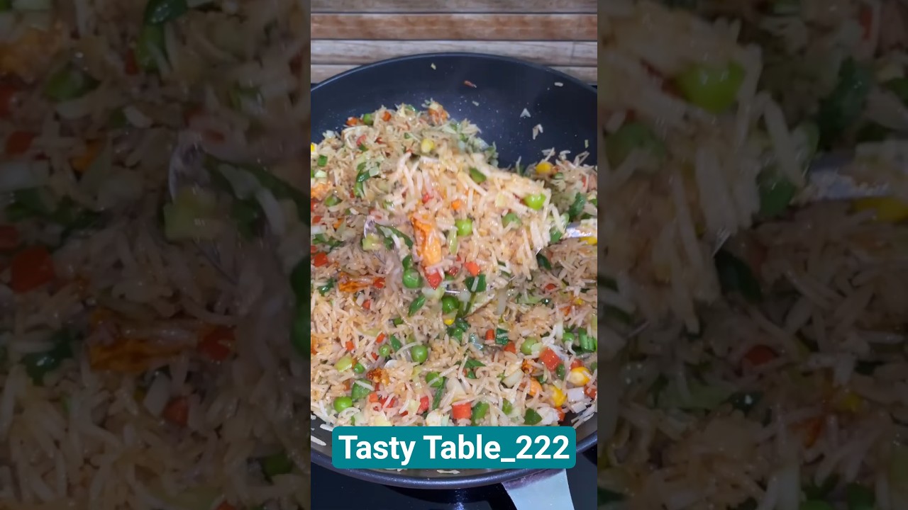 Perfectly Fried & Flavorful#ChickenEggFriedRice #FriedRiceLovers #AsianDelight#FoodieVibes #RiceDish