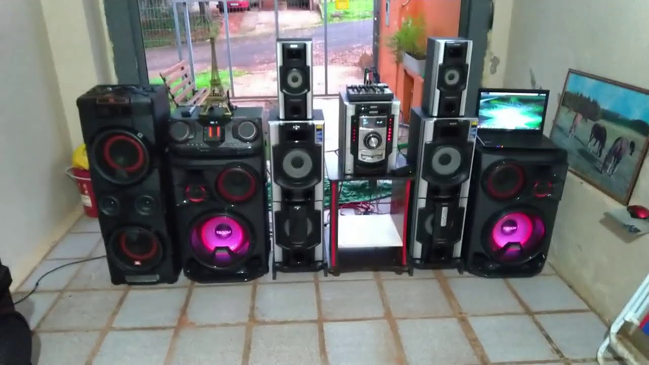 O RACHA, MÁXIMO VOLUME. Som antigo x novo, GNX800 Sony 730Wrms x CL98 LG 3500Wrms. kkk!!!!!