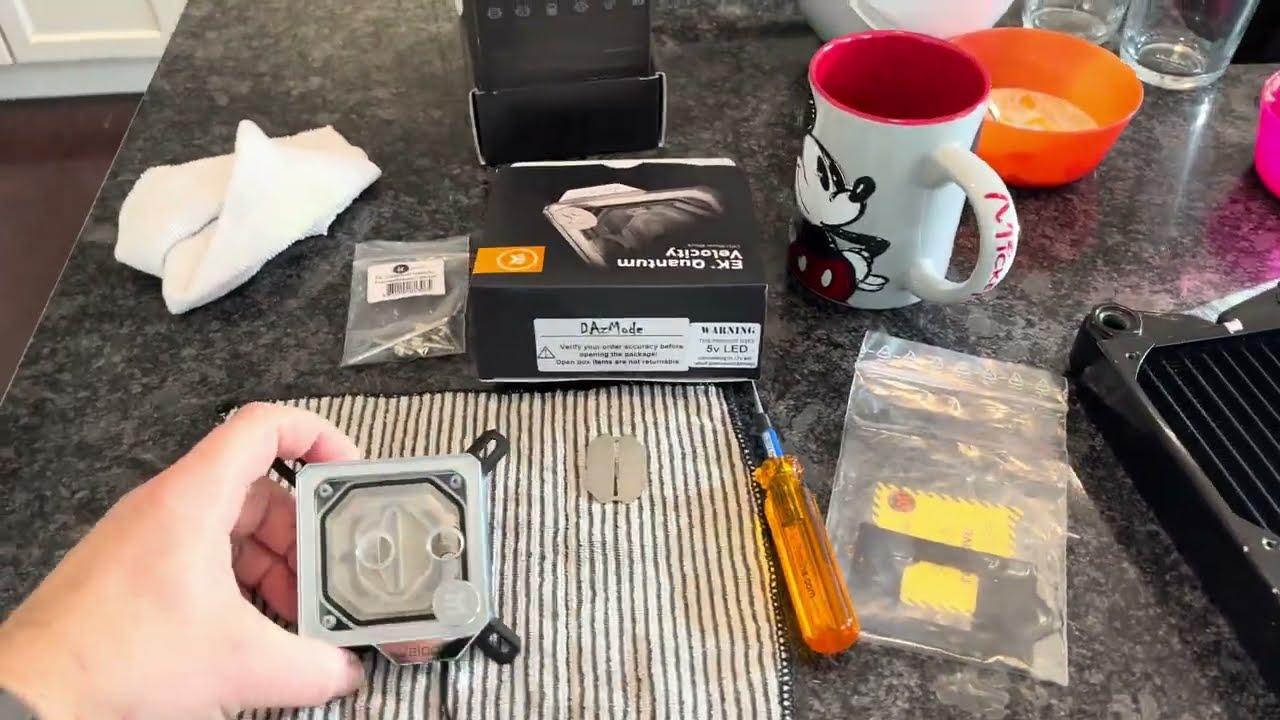 EK Velocity Waterblock Upgrade to 14900k LGA 1700 Socket & Details No One Tells You! How To Clean!