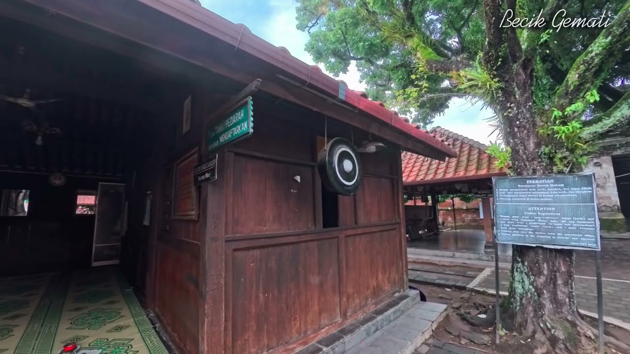 Mengagumi Keindahan Situs Cagar Budaya Masjid Gedhe Mataram Kotagede