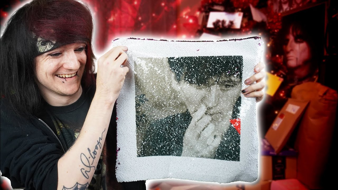 Who sent me this canvas of Jack picking his nose for Christmas!?
