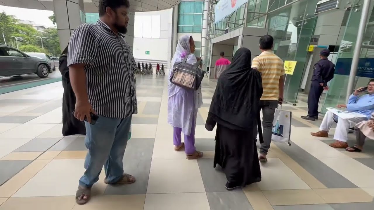 evercare হাসপাতালে কিছুক্ষণ।