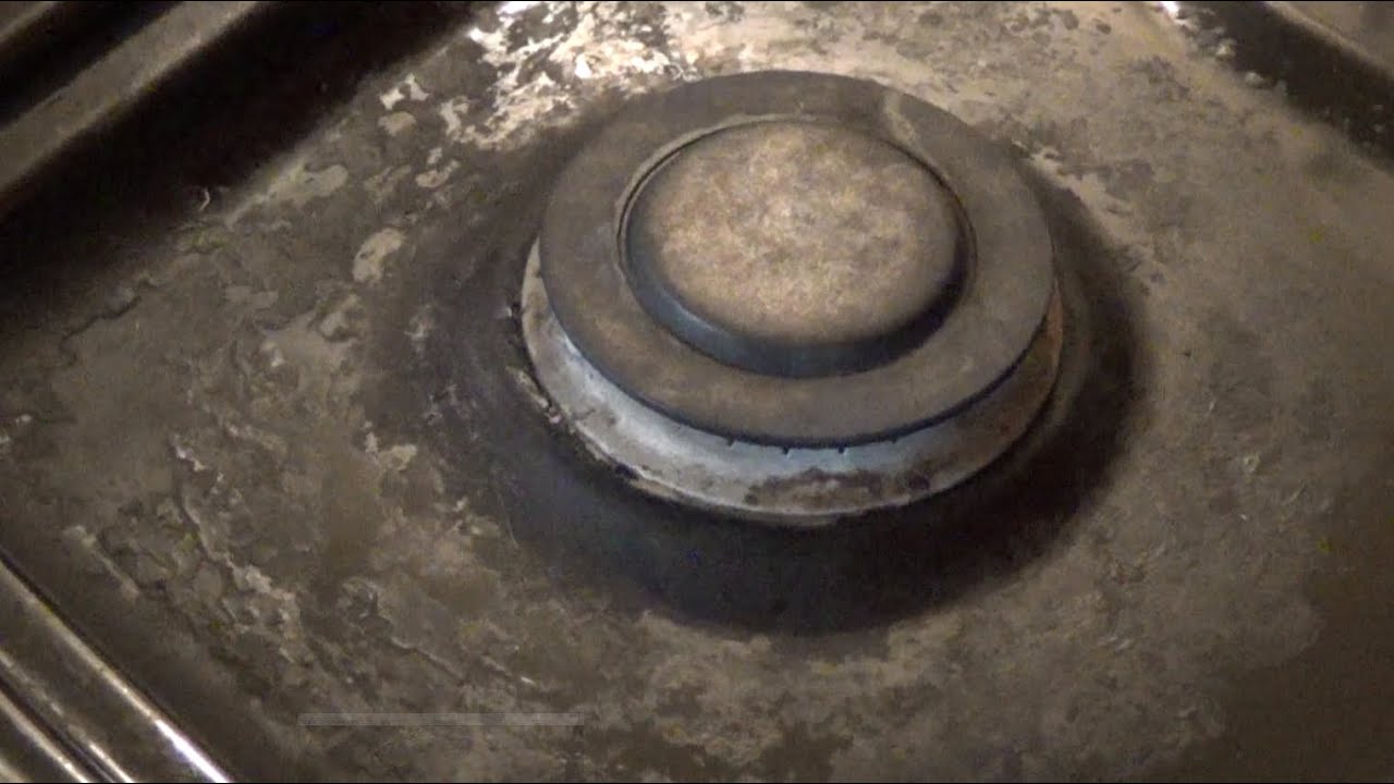 How to Clean Your Crusty Stove Top, using Baking Soda and Hydrogen Peroxide