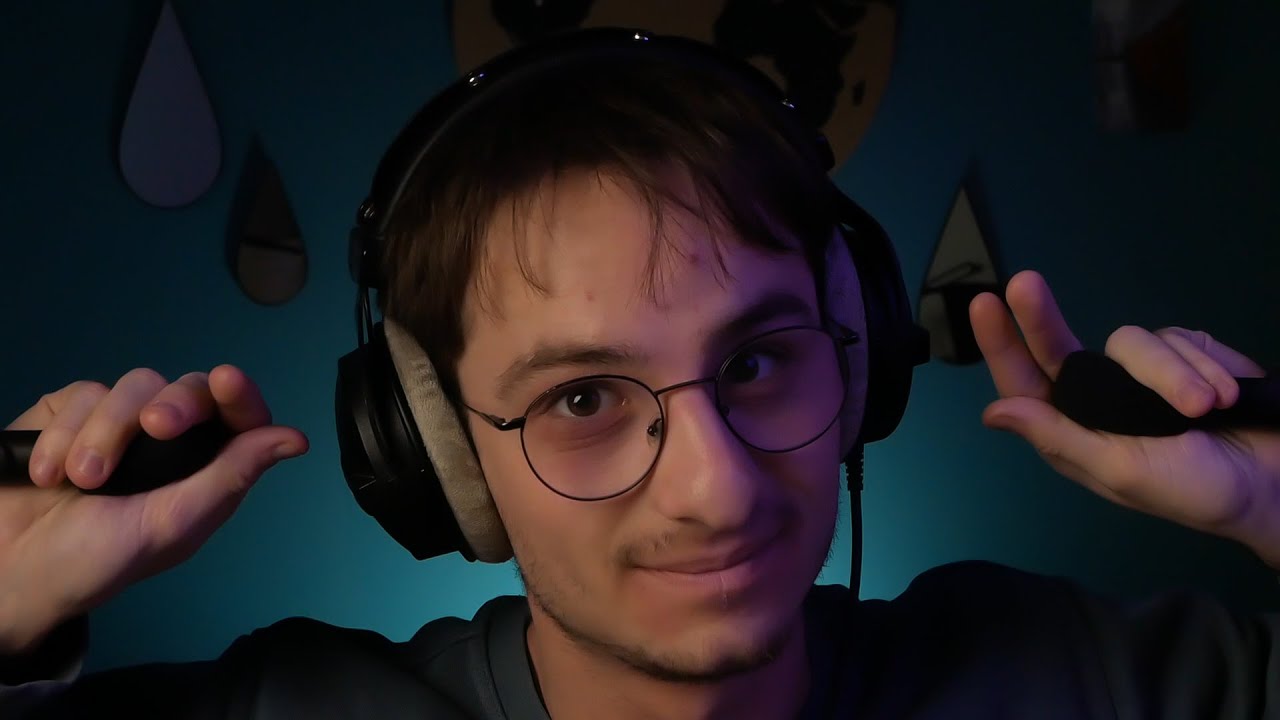 ASMR Mic Squeezing (Compression)