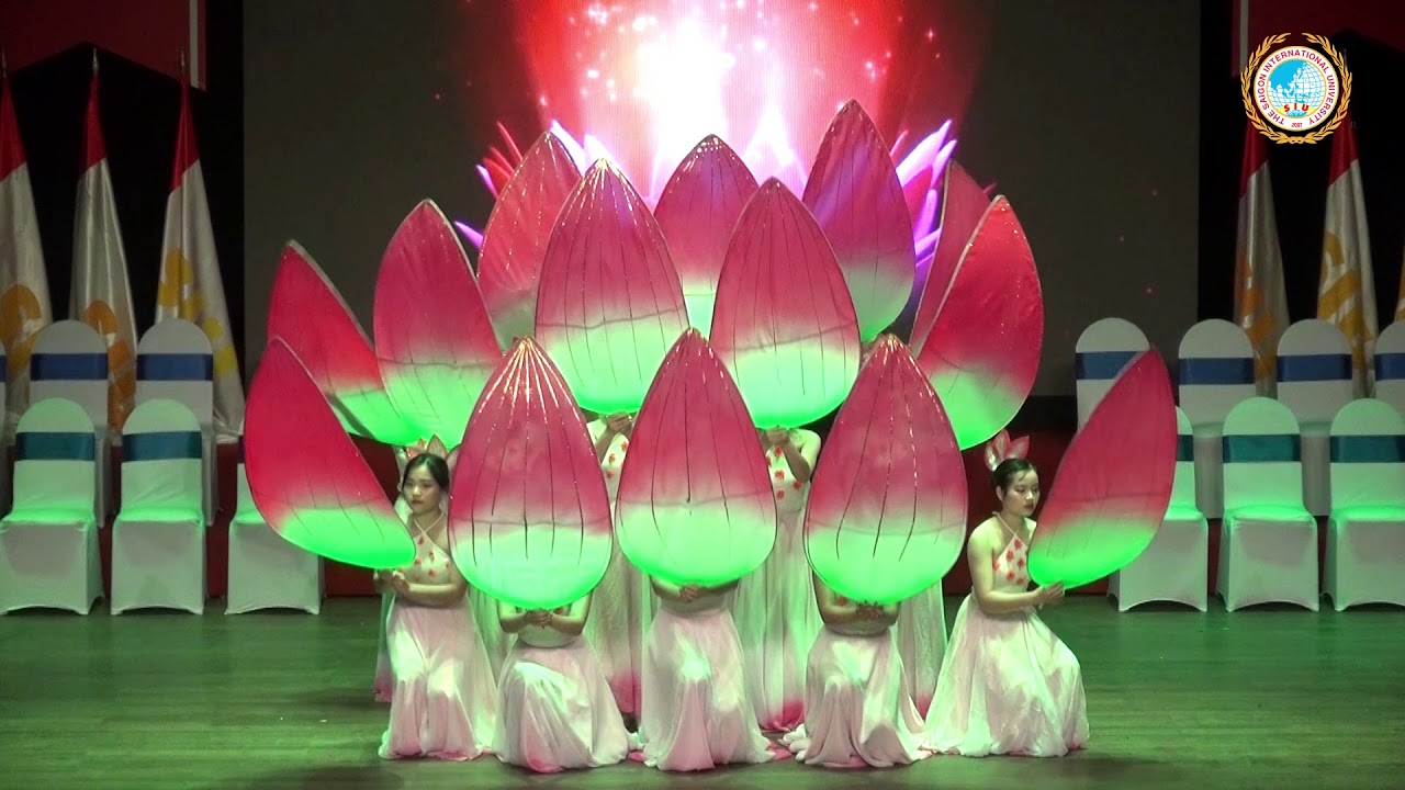 SIU Commencement Exercises 2018 l Múa: Hương sắc ngàn năm