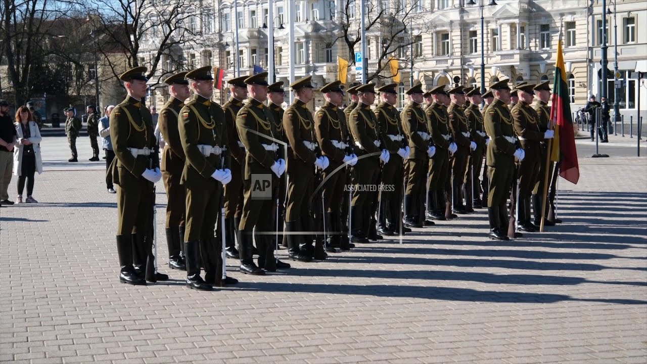 Lithuanians bid farewell to four US soldiers who died during training exercise