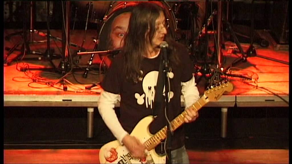 Alkehol - klip Hospodo nalejvej live.mpg