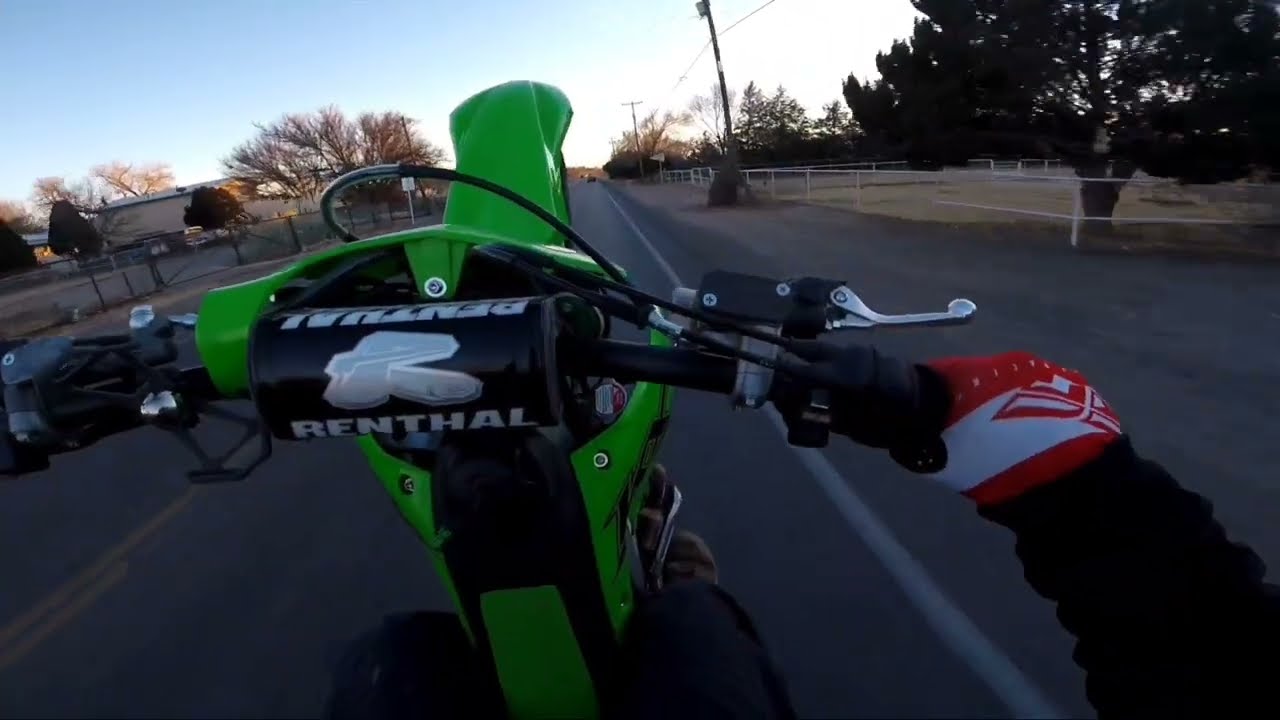 2022 kx450 First ride + Speed Test, Jumps and wheelies