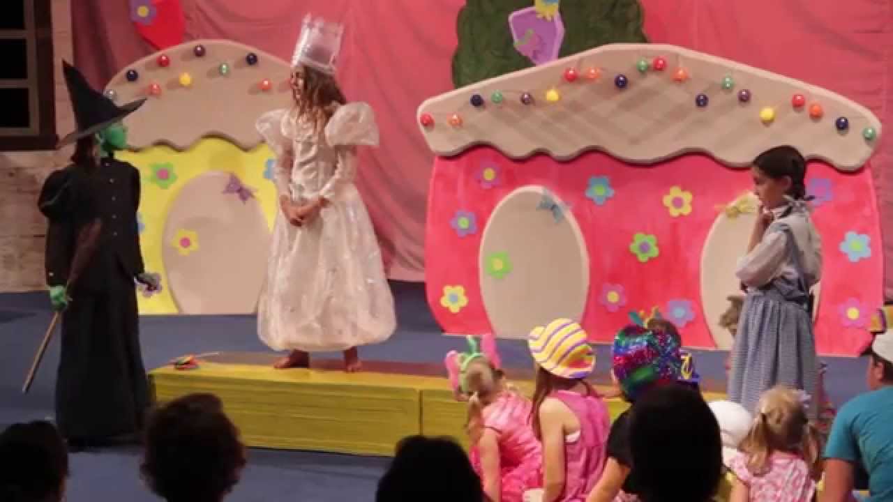 2015 Jam Hops Wizard of Oz - Munchkin Land