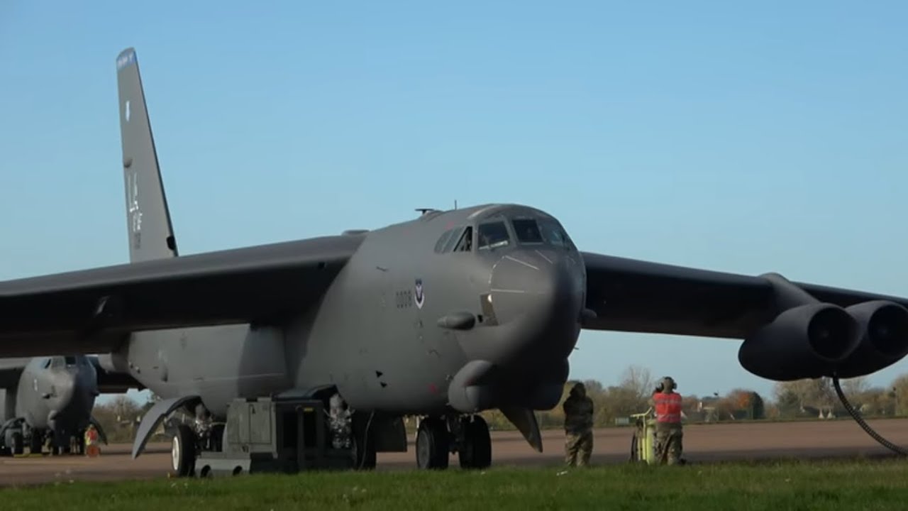 🇺🇸 B-52 - Start Up - Departure - Arrival- RAF Fairford