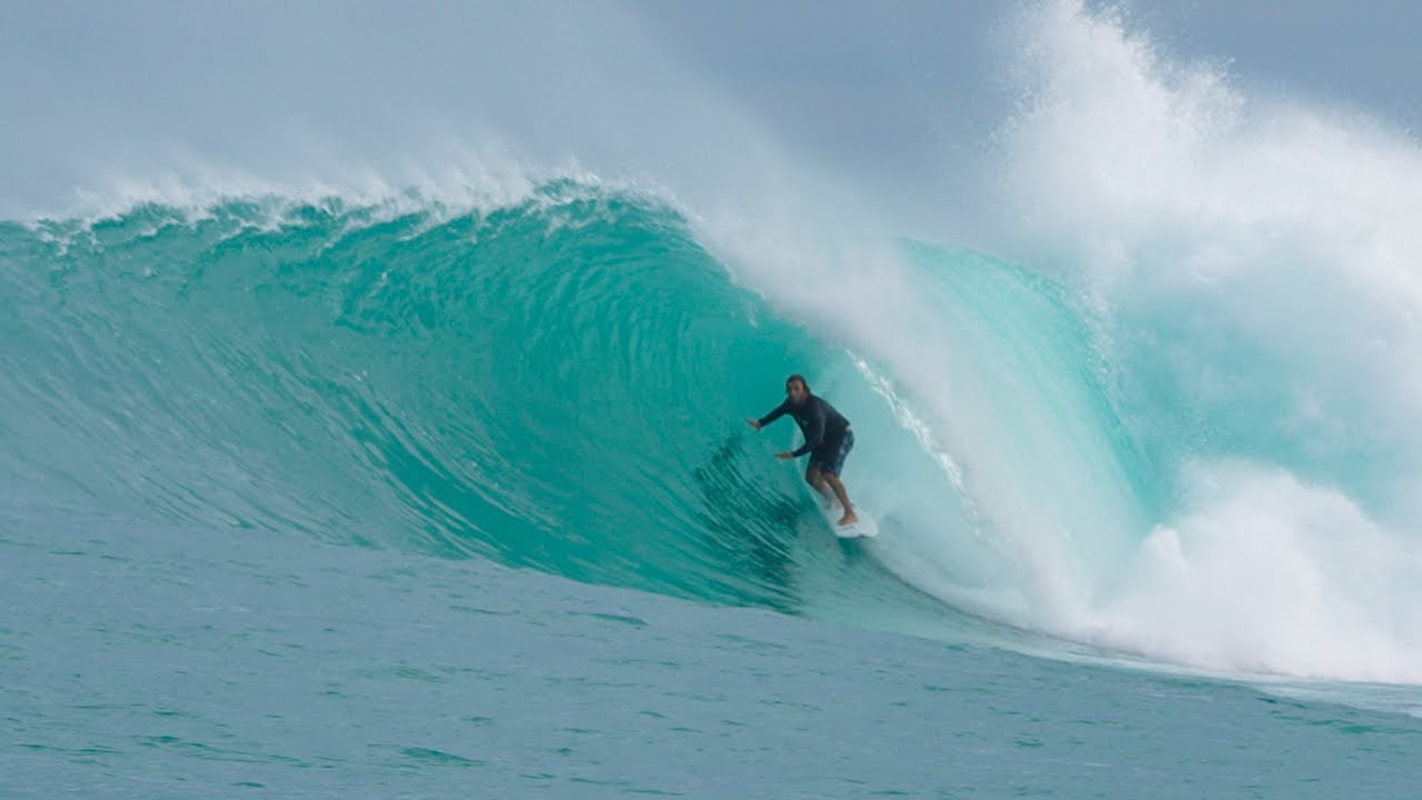 Huge Barrels & Psycho Waves in the Mentawai Islands!