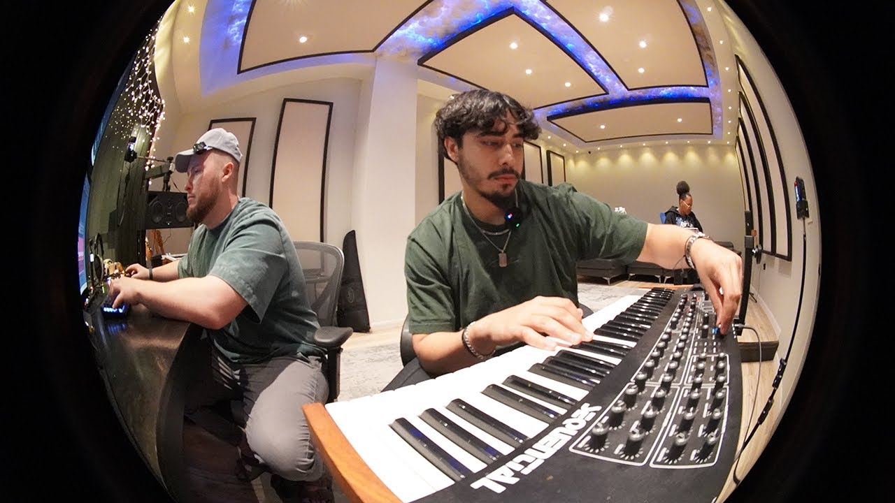 Making beats for PLAYBOI CARTI | Producer Vlog 058