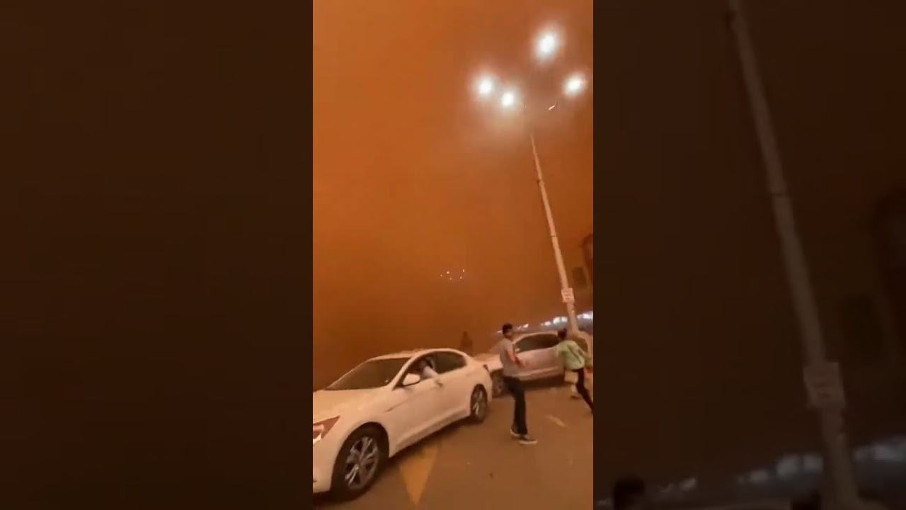 Dust Storm Sweeps Through Town