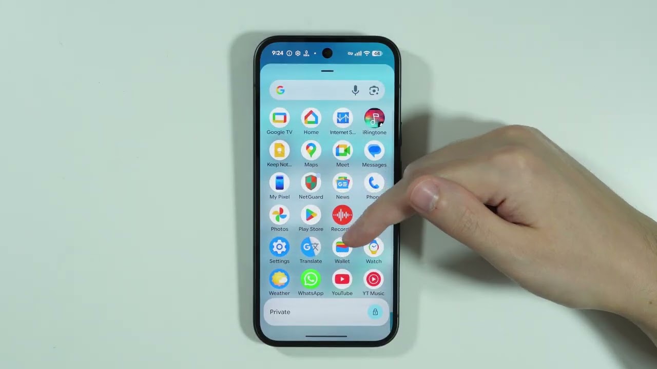 Google Pixel 10: How to Use Google Pay (Set Up Google Wallet)