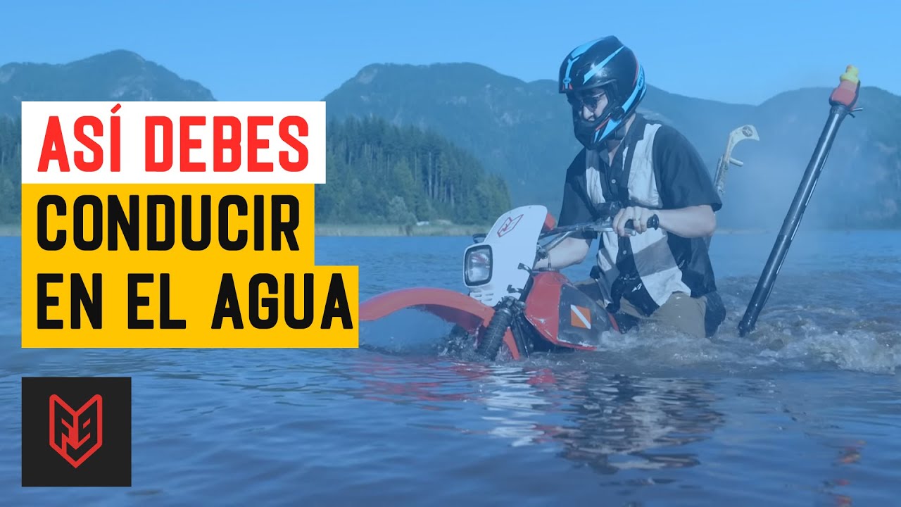 Cómo atravesar agua en tu motocicleta