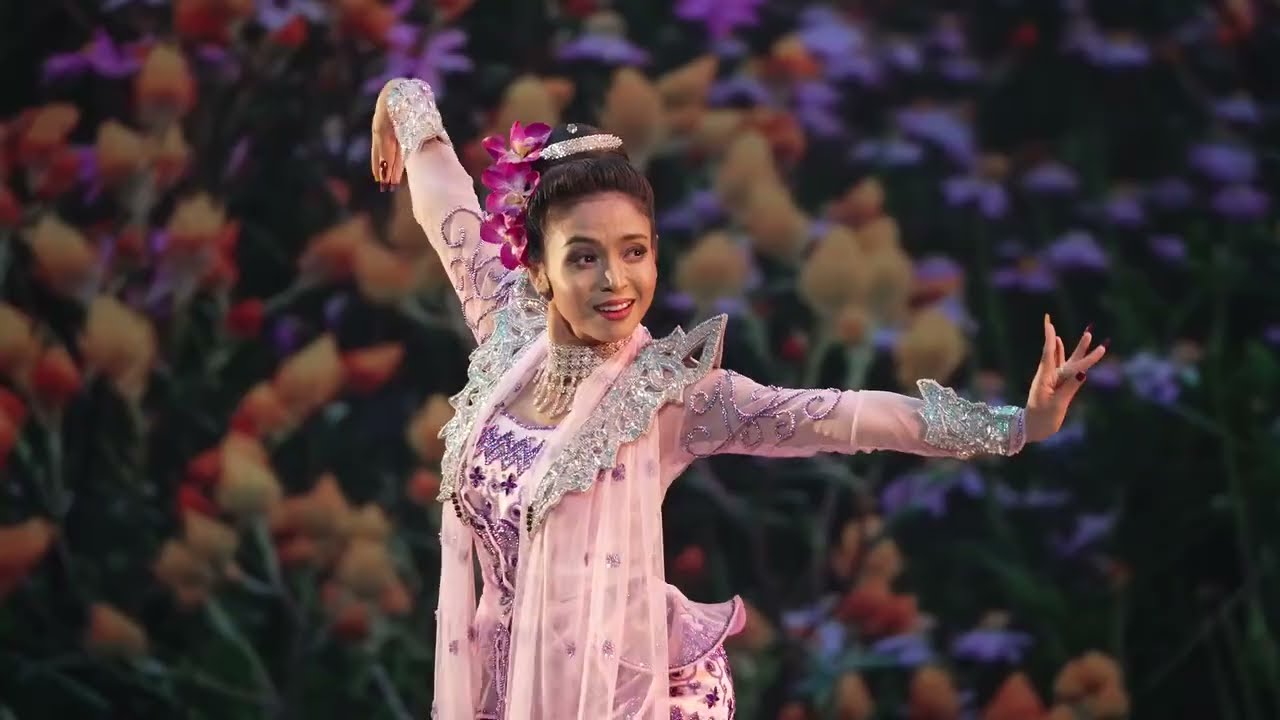 ဘန်ကောက်ထိုင်းဘုရင်ကြီးမွေးနေ့မှာ ဖျော်ဖြေတဲ့ မြန်မာအက