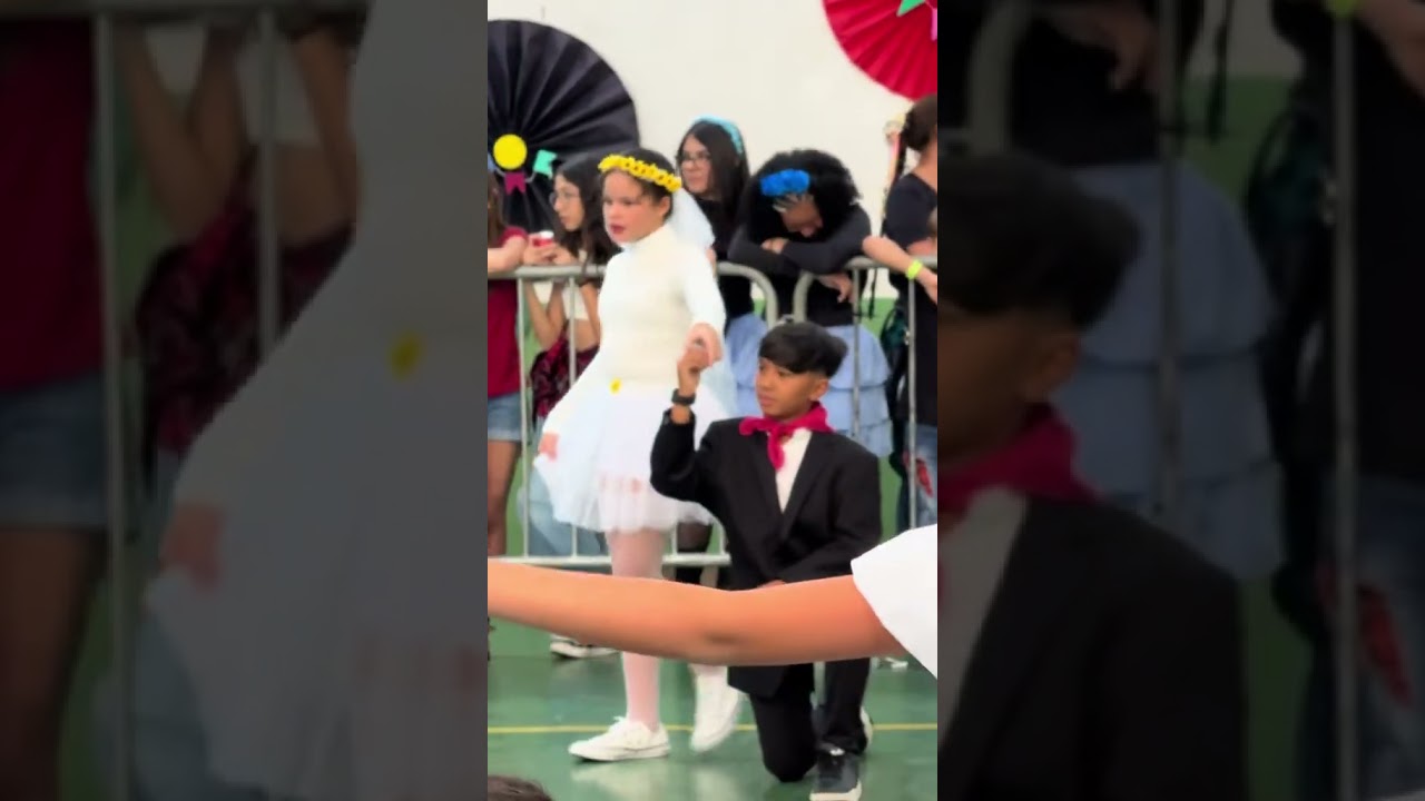 A PATRICINHA FEZ ISSO NA FESTA JUNINA