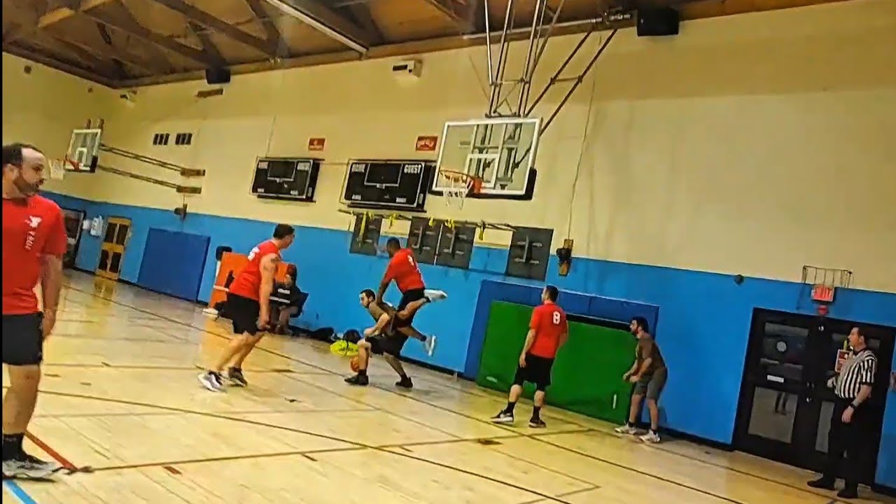 Playoff battle 3 V 9 