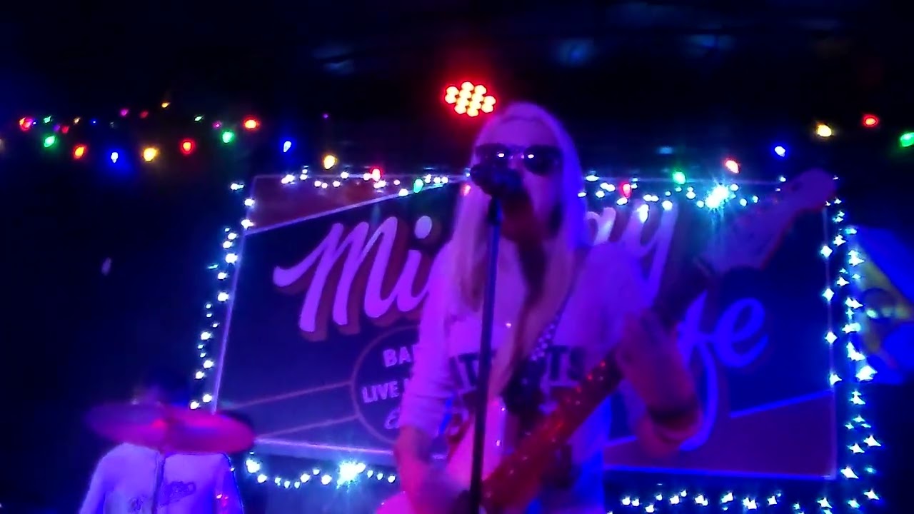 Blindspot at midway Cafe 4