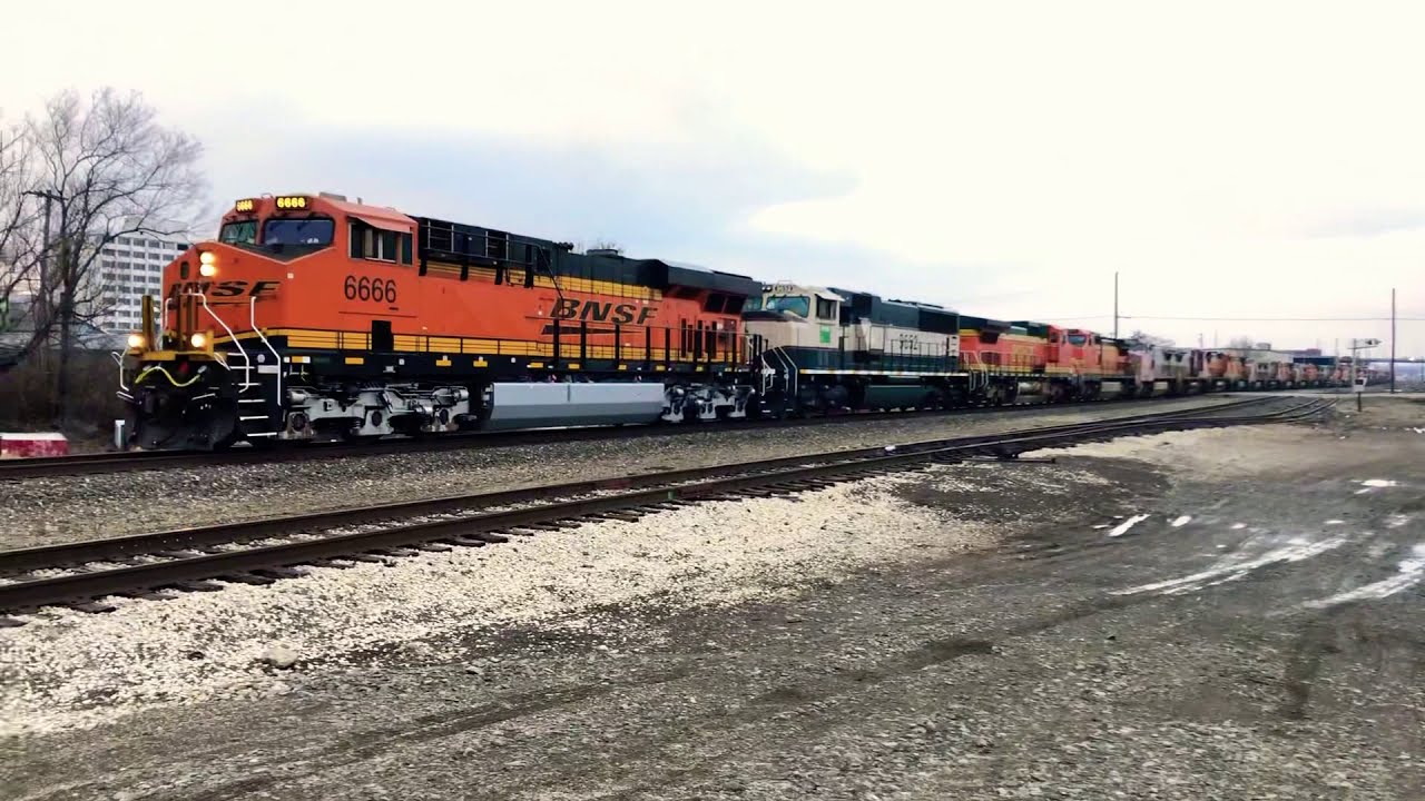26 Unit BNSF Funeral Train