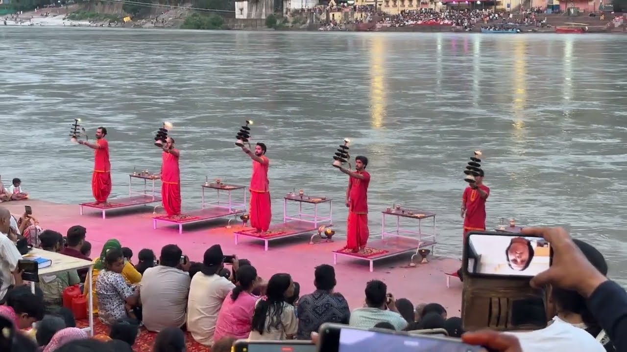 Rishikesh Ganga Aarti | Parmarth Niketan Evening Aarti | Peaceful Spiritual Experience