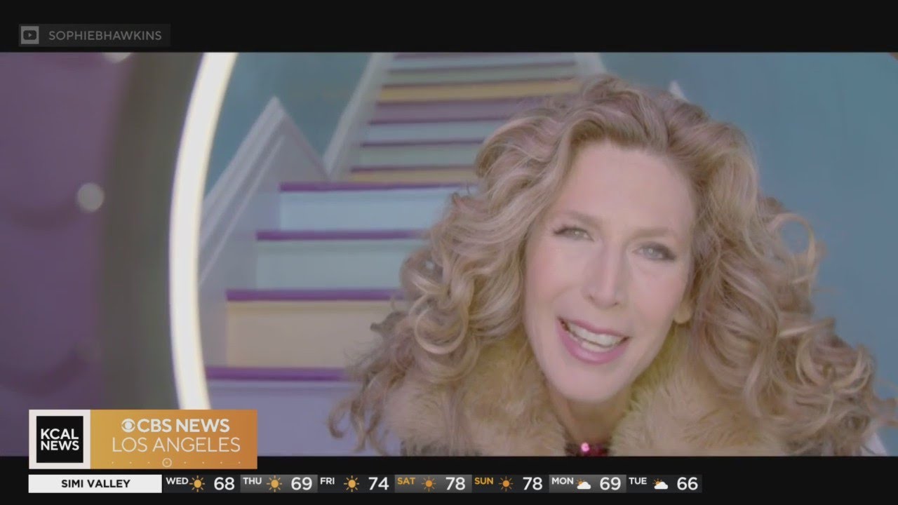 One-on-one with singer Sophie B. Hawkins