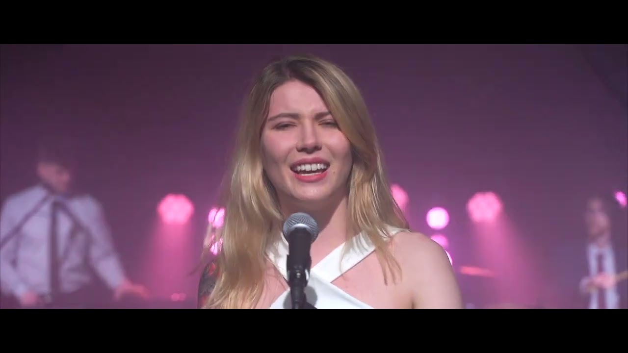 9 to 5 performed by Citrus | Ceilidh Cover Band