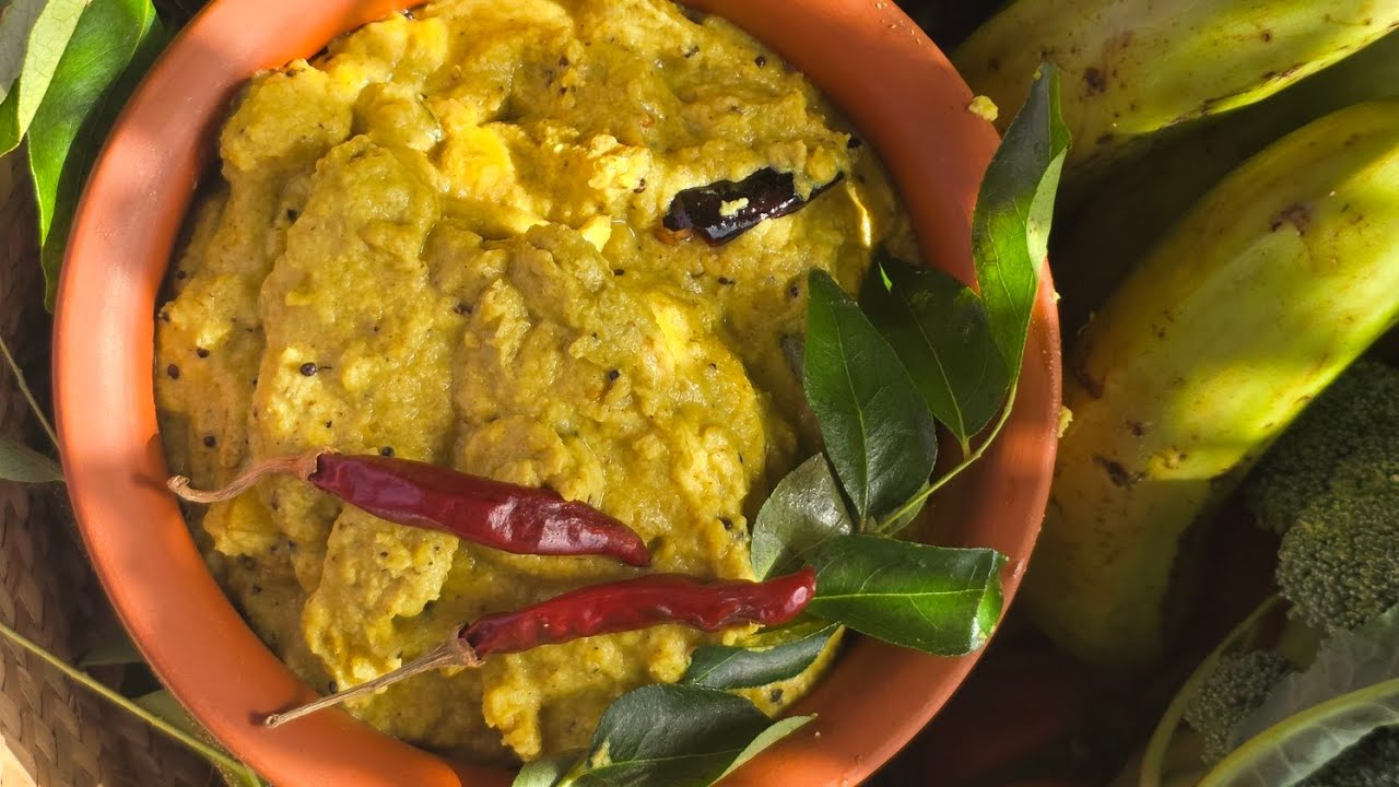 സദ്യ vibe! ഈ കുറുക്കു കാളൻ ആണ്  താരം 👌( Sadhya Vibe! Kurukku Kalan is the Star!)