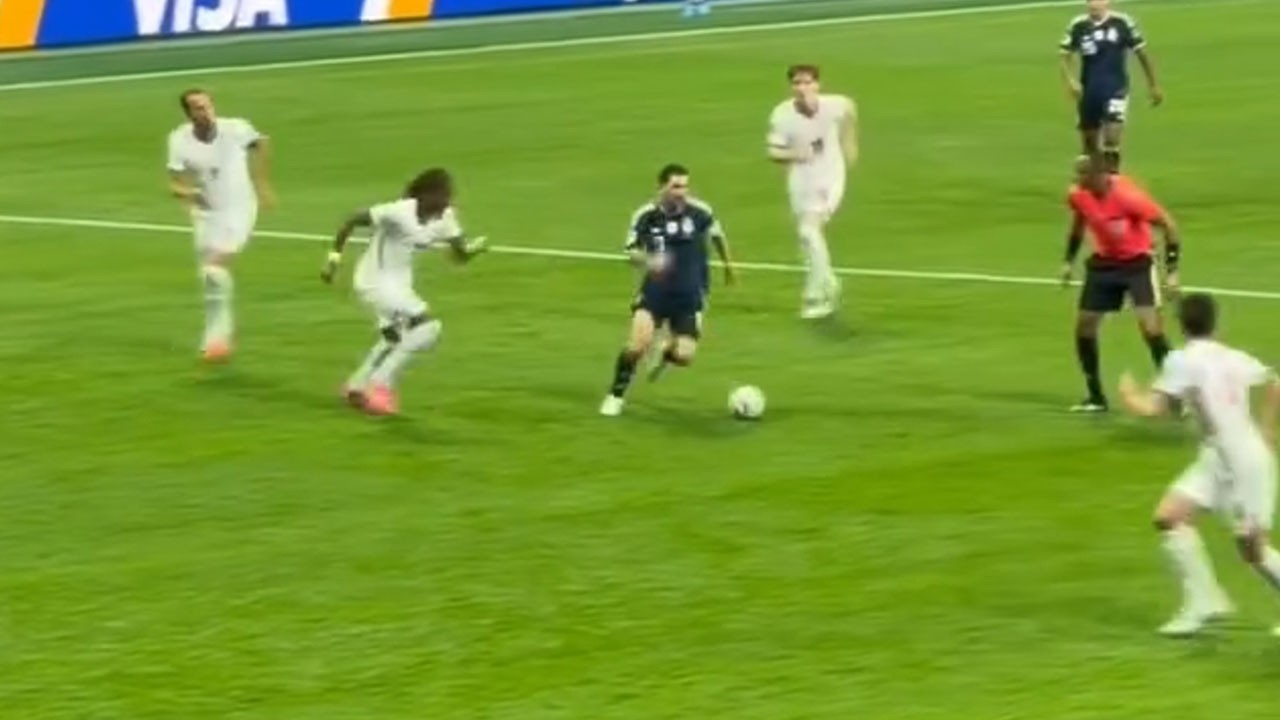 Lionel Messi vs England - Crazy Dribbling - Argentina vs England World Cup Semi Final 2026