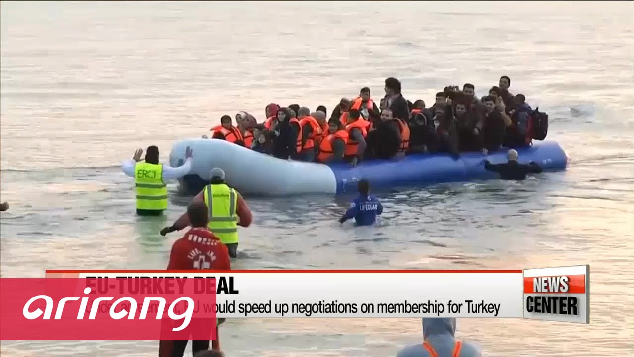 Migrants still flood into Greece on first day of EU-Turkey deal