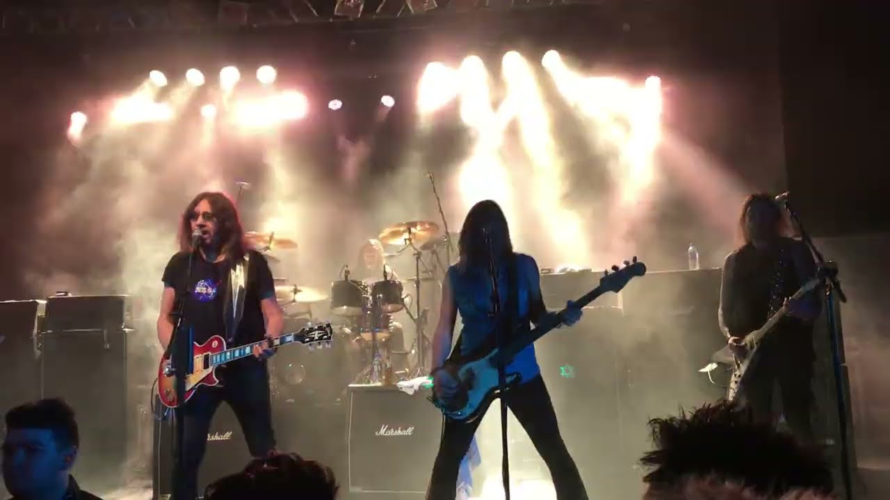 Ace Frehley 2018 Australian Tour (End of Shock me - epic Guitar Solo) (NEW UPLOAD) (Ace & Gene tour)