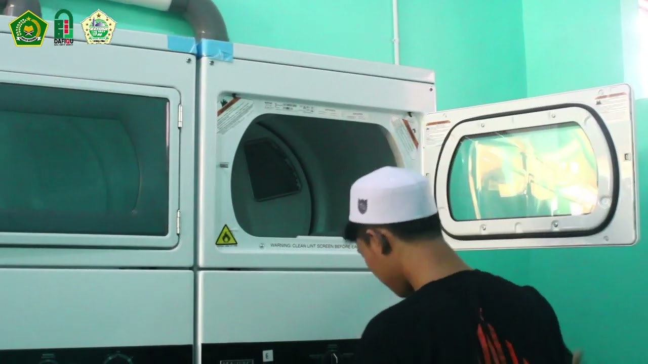 Dafiqu_Laundry |  Program Kemandirian Pesantren | Pondok Pesantren Darul Abror