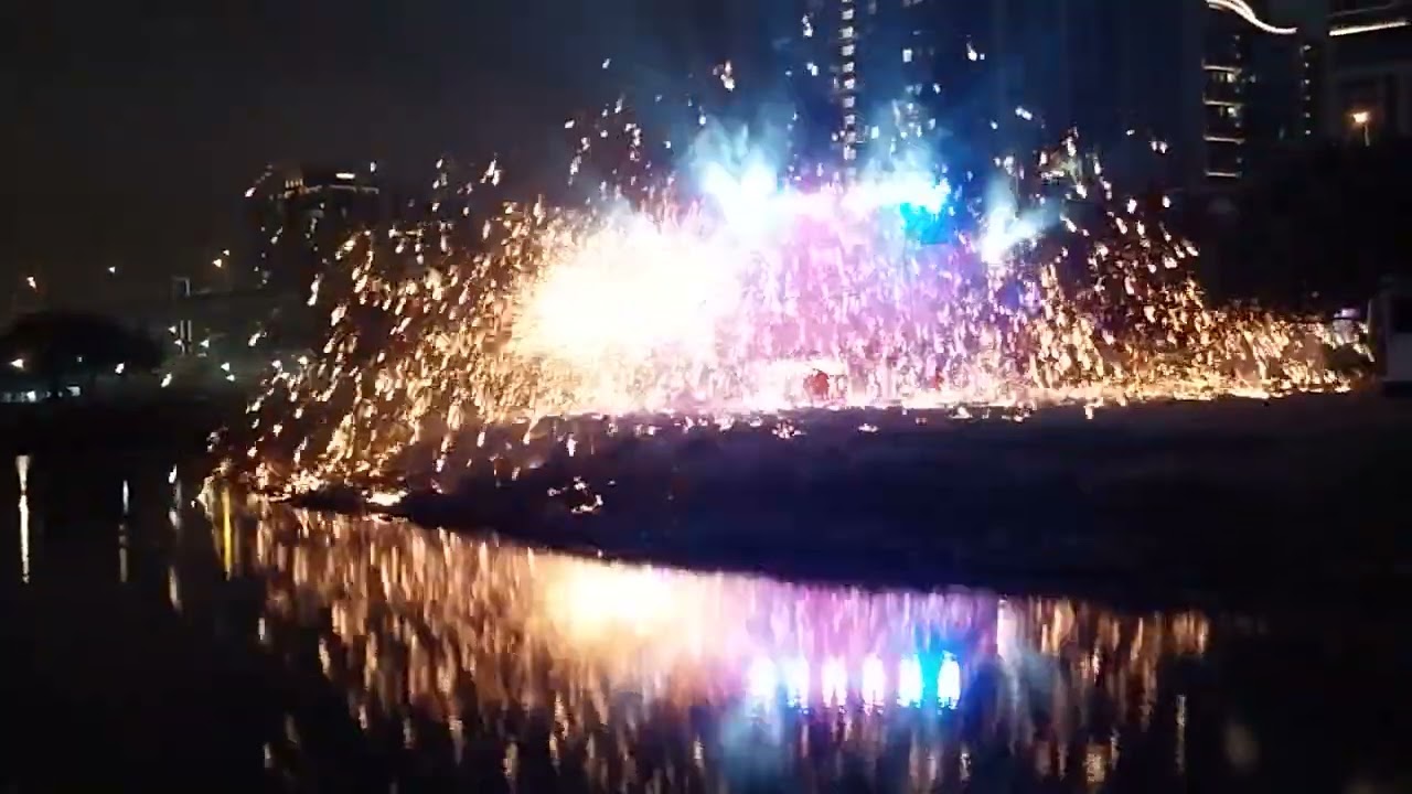 新北打鐵花