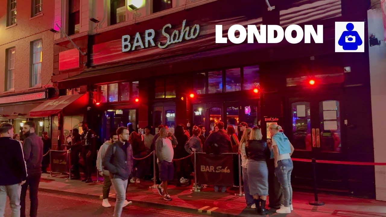London Night Walk 🇬🇧 SOHO, Piccadilly Circus, Leicester & Trafalgar Sq | Central London Walking Tour
