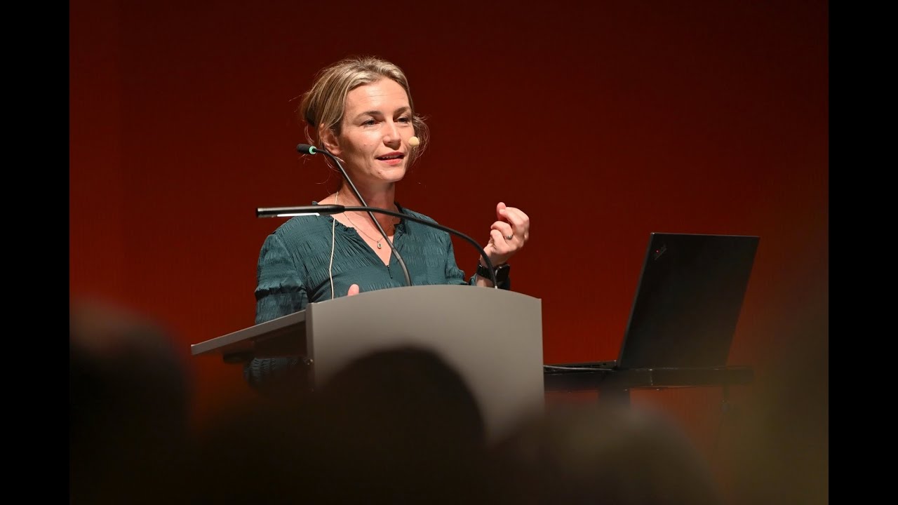 Lea Ypi: Freiheit, Würde und historische Ungerechtigkeit - Die Geschichte meiner albanischen Familie
