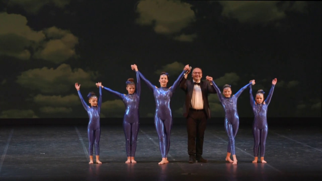 Nel blu dipinto di blu di Domenico Modugno ( Nicola Marchese - Teatro Regio - Danzastorie 2019)