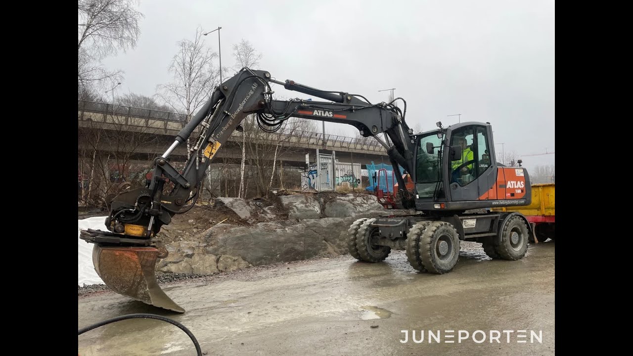 Köp Hjulgrävare Atlas 160 W med tillbehör | 877565