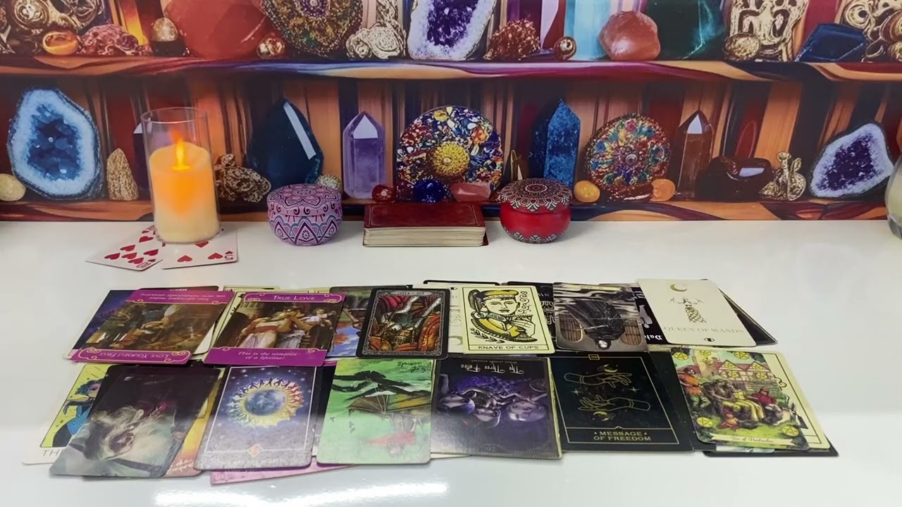 PISCES   QUIT STRESSIN’ THEY’RE SECRETLY CRAZY FOR YOU! PISCES  LOVE TAROT READING