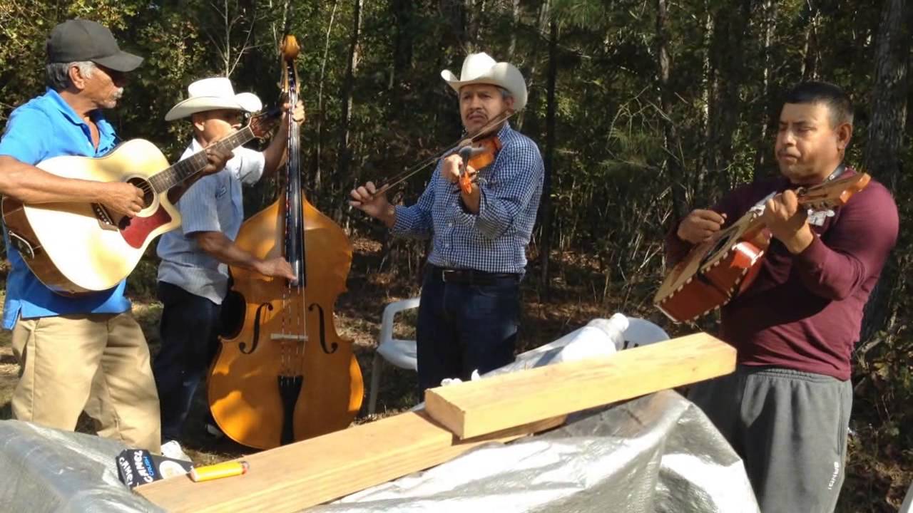 Punales de Fuego - Chuy y sus Favoritos de Michoacan