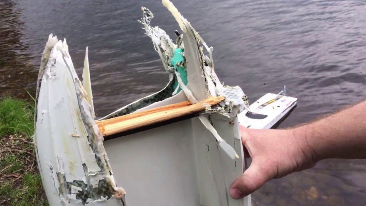 RC boats - Crash Mystik 114