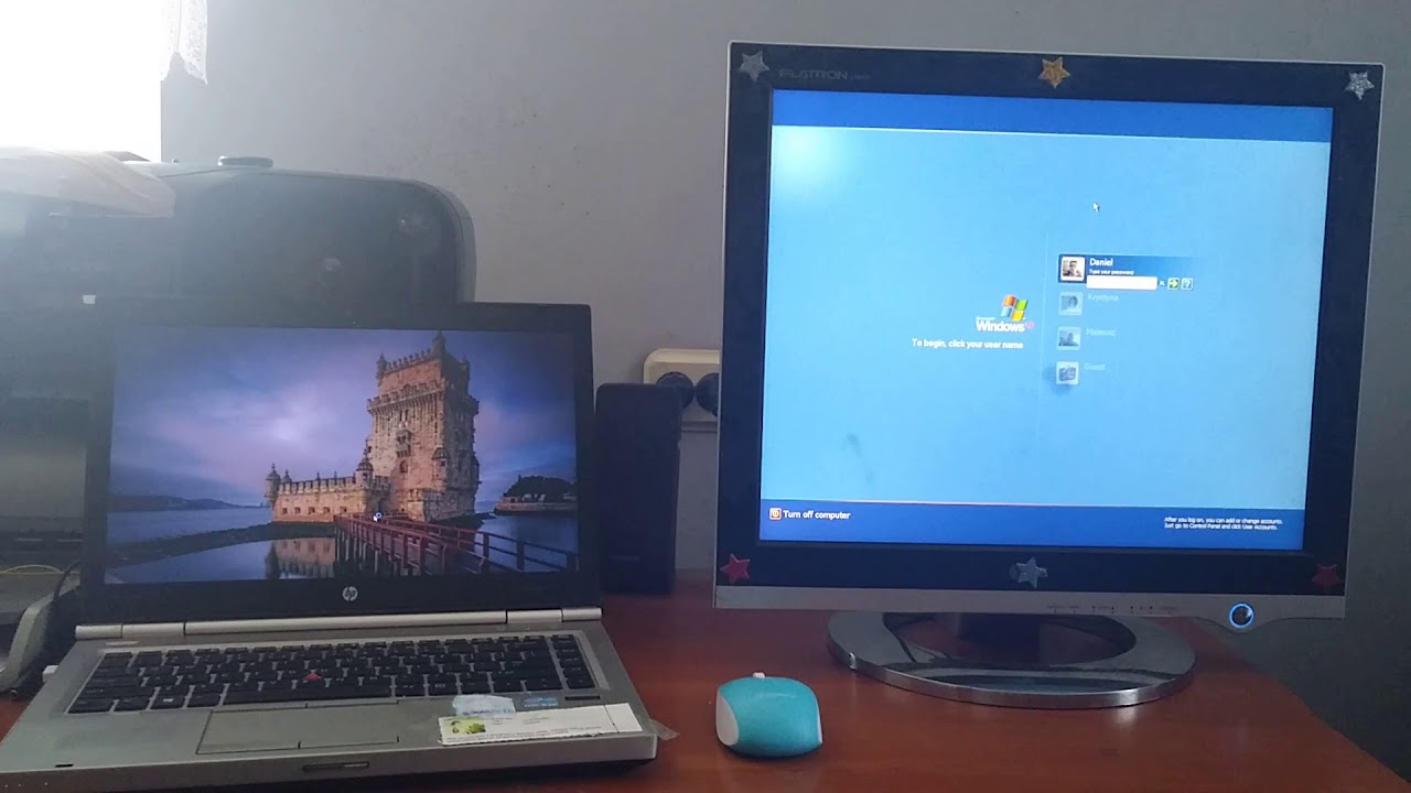 Windows 10 Pro vs Windows XP Professional Startup