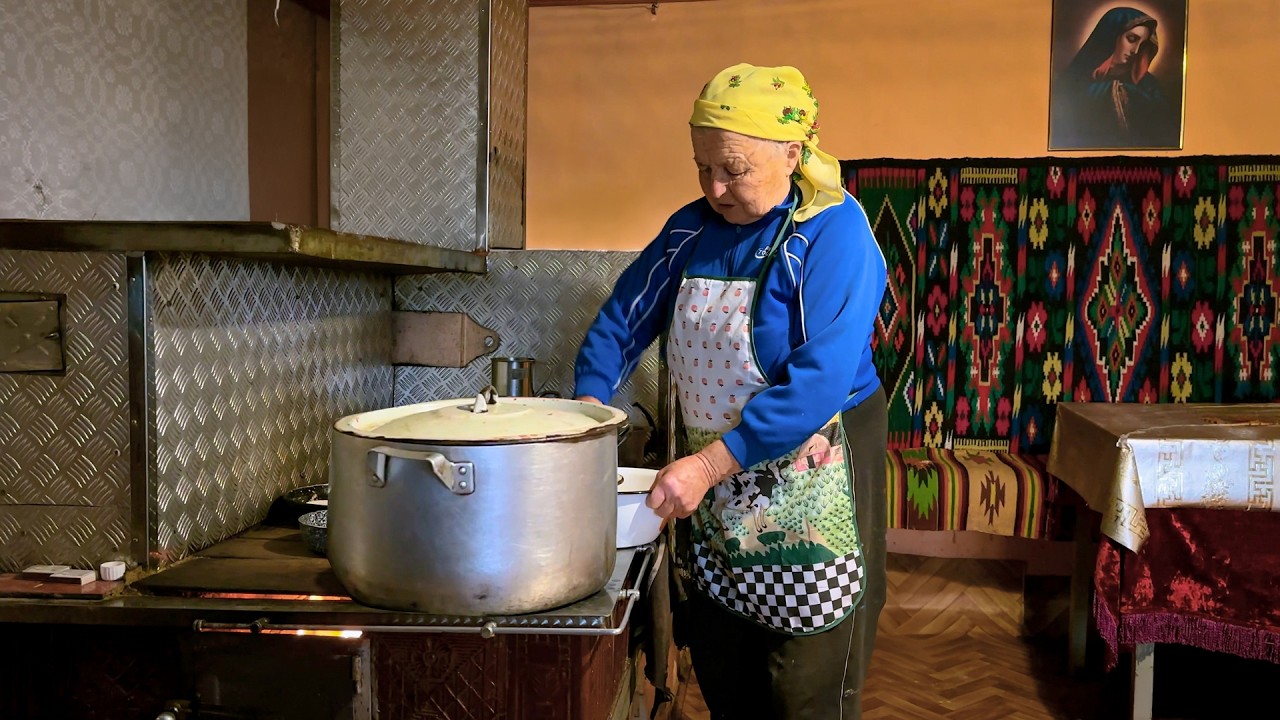 Grandma’s Farm Life with Her Soldier Son: Cooking and Daily Routine