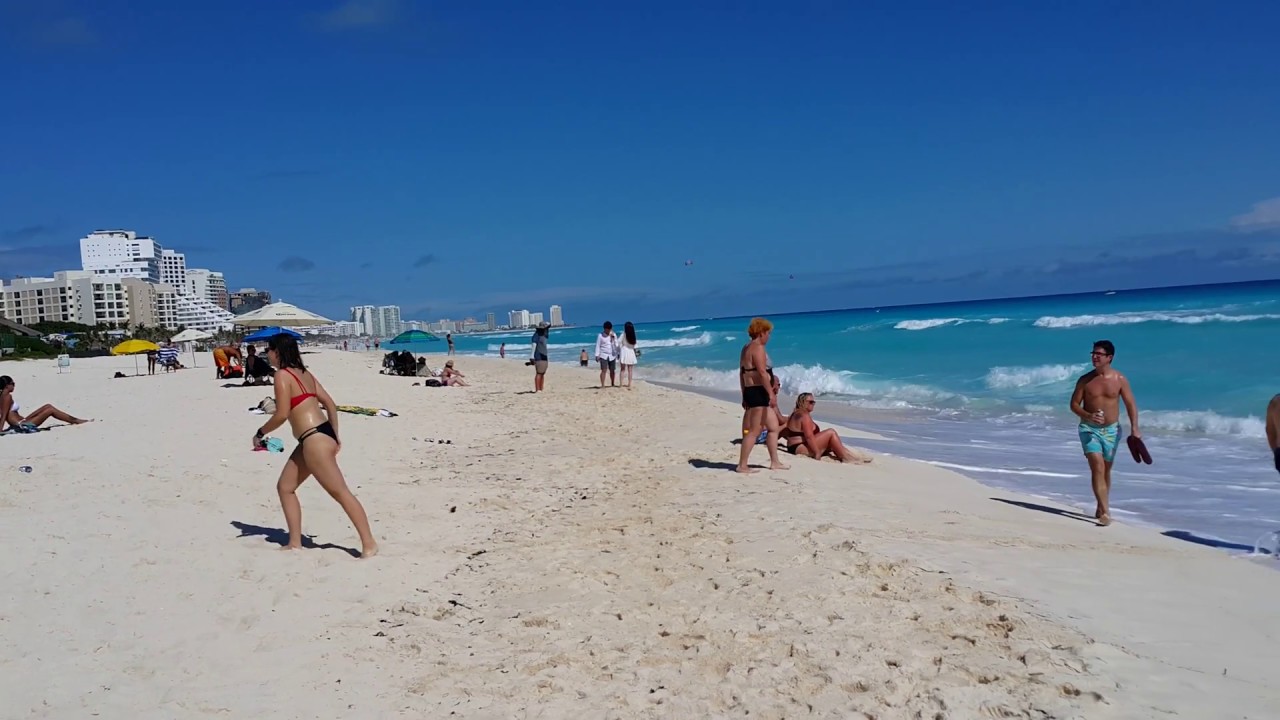 Playa Marlin, Cancun, Quintana Roo, Mexico. 4K