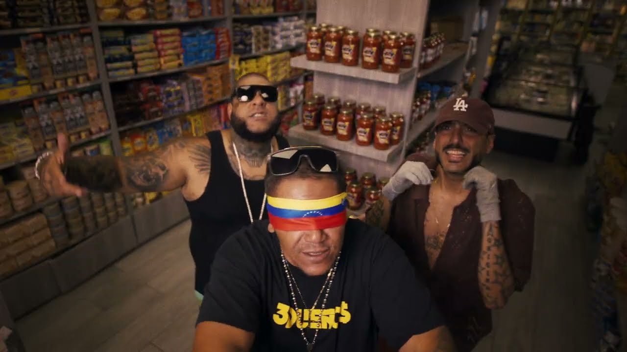3 Due&ntilde;os - Descansa (Video Oficial)