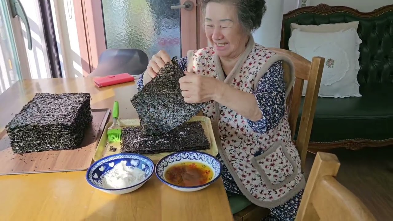 80살시골엄마 봄동비빔밥 팍팍 비벼유~^^